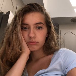 Meet your Posher, Ana